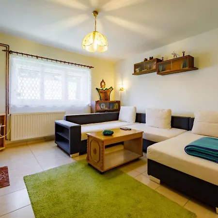 Amaryllis By Interhome 度假居 巴拉顿阿卡拉提亚